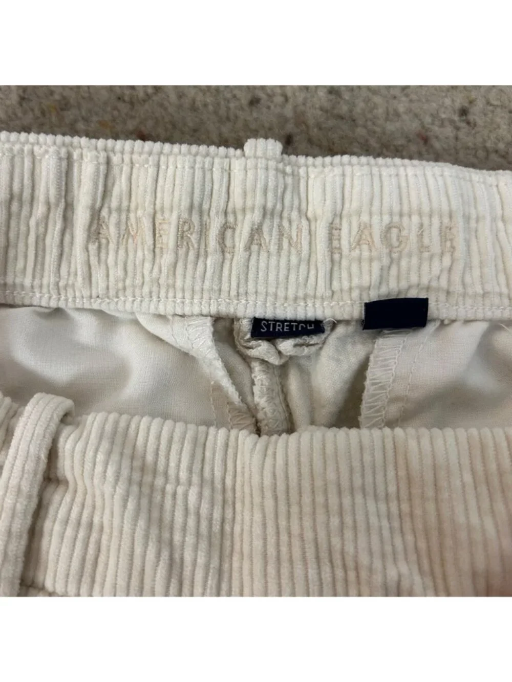 American Eagle Ivory Corduroy Wide Leg Pants Size 6 Women's
